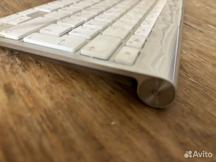 Комплект Apple клавиатура, мышь, зарядник