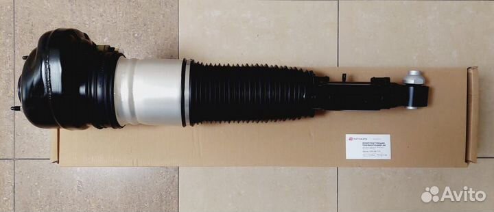 Пневматический амортизатор BMW G11/12 37106874593