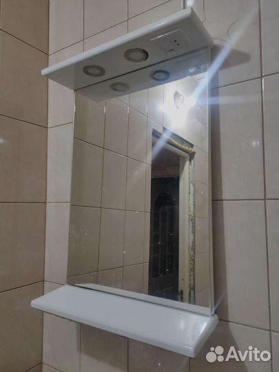 Зеркало с подсветкой для ванной