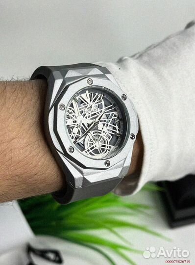 Часы наручные Hublot WHB3 серебро (Арт.74052)