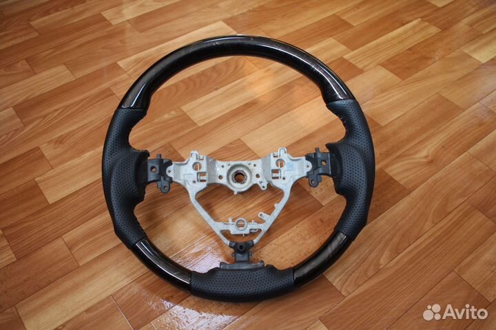 Toyota Camry 55 Руль с деревянной вставкой W5MF4