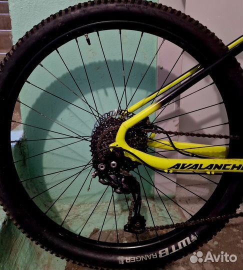 Велосипед gt avalanche 27.5 (USA)
