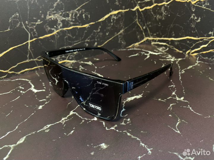 Солнцезащитные очки мужские Tom Ford от бликов