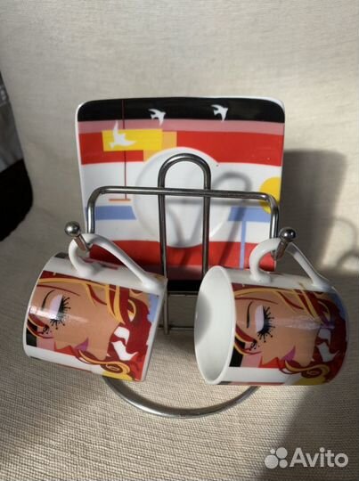 Посуда.Чашки.вазочки,тарелка