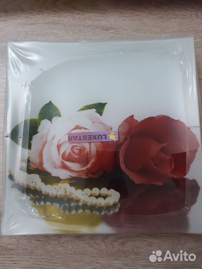 Посуда для сервировки стола