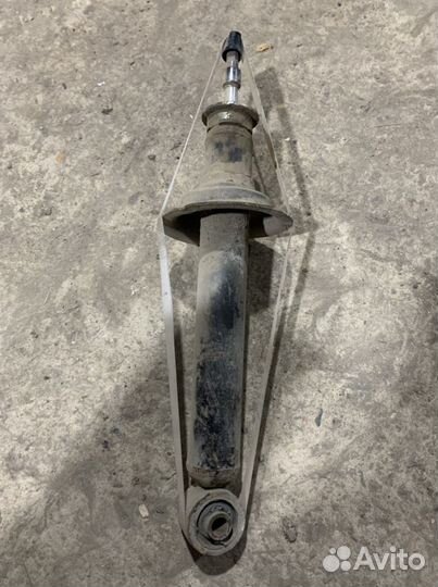 Стойка амортизатор