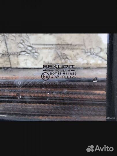 Форточка правой двери Ford Transit 4-5 до 2000