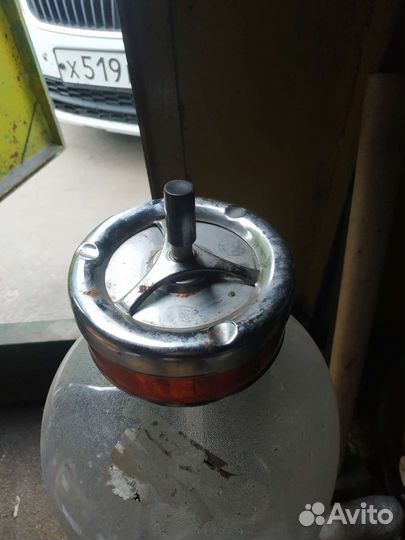 Пепельница металл