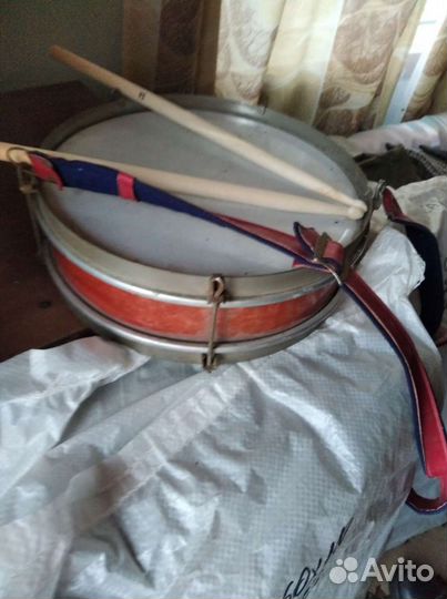 Пионерский барабан с палочкими