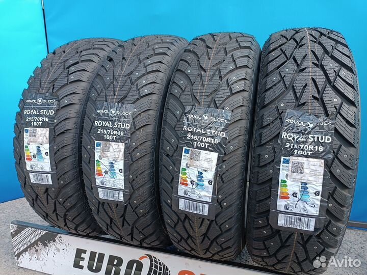 Royal Black Royal Stud 215/70 R16 100T