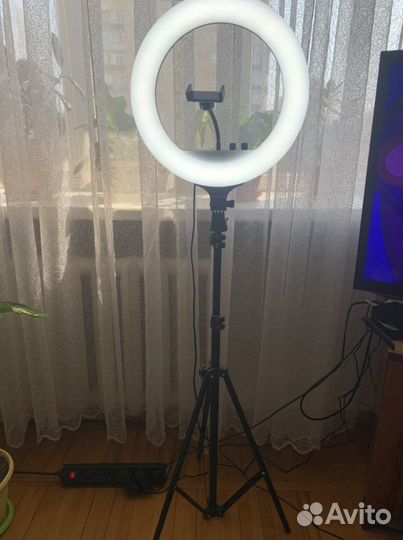 Кольцевая лампа со штативом 36 см