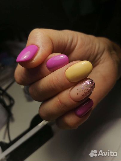 Педикюр с покрытием лаком