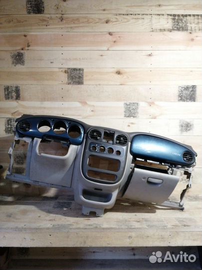 Торпедо Chrysler PT Cruiser