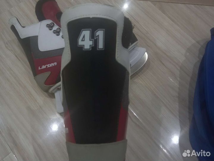 Коньки хоккейные Larsen 41