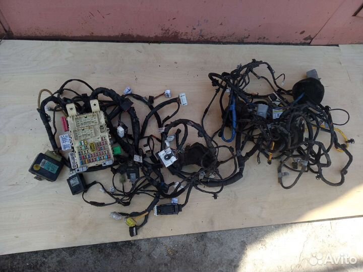 Проводка под торпедная салонная рио 3,RIO 3 2012г