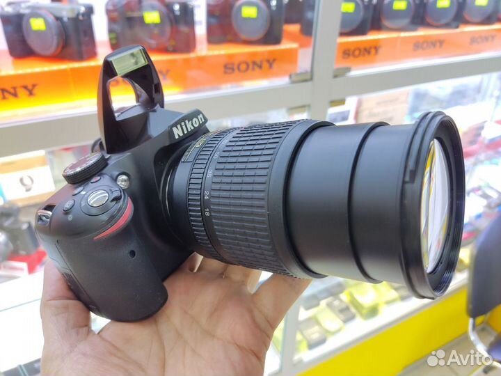 Nikon D3200 kit 18-105mm VR пробег 3.501 кадр