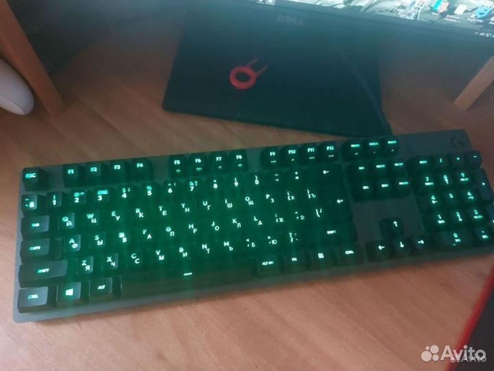 Игровая клавиатура механическая Logitech