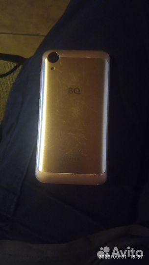 Мобильные телефоны BQ