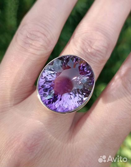 Кольцо с аметистом