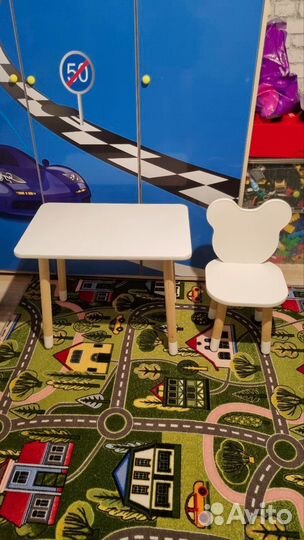 Детский стол и стул