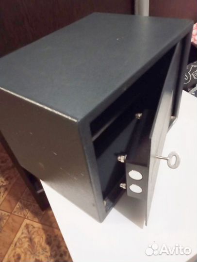 Оружейный сейф