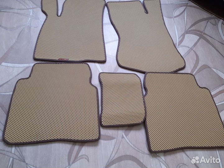 Коврики для машины