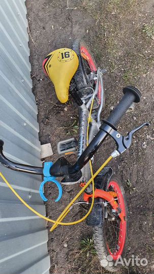 Детский велосипед 16
