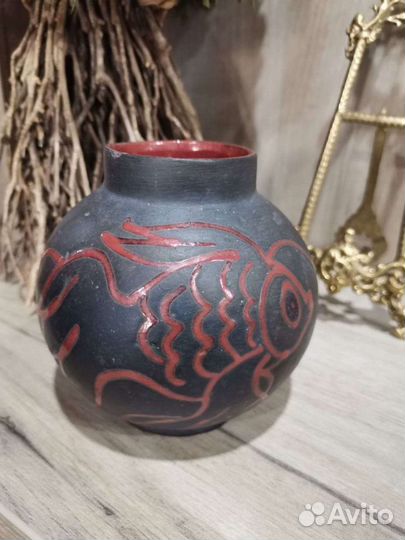 Винтажный кувшин