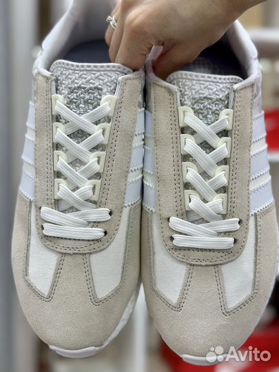 Кроссовки Adidas retropy e5