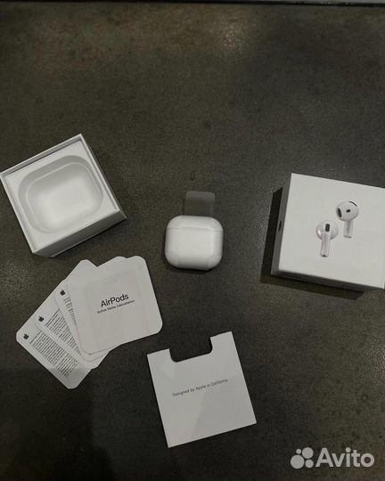 Airpods 4