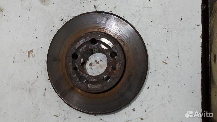 Диск тормозной передний Skoda Octavia Tour