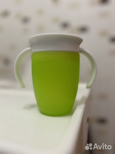 Стакан непроливайка munchkin