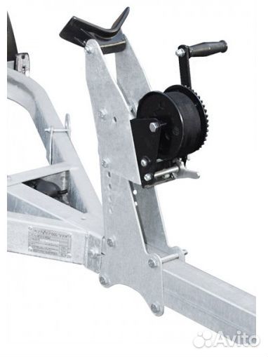 Лебедка для лодочного прицепа ручная с кронштейно