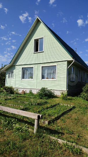 Дом 96,4 м² на участке 10,4 сот.