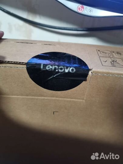 Ноутбук Lenovo новый