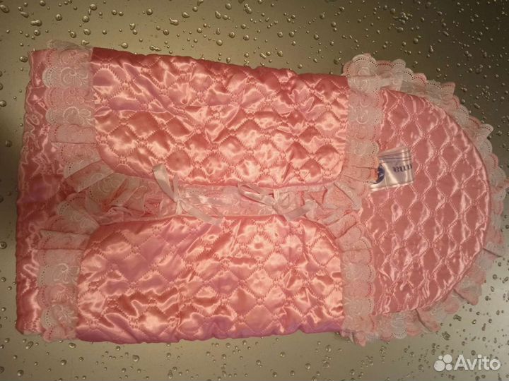 Комплект из 4 предметов на выписку для девочки