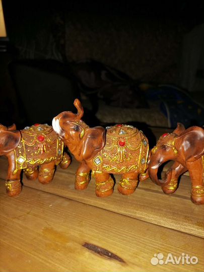 Фигурка слоника