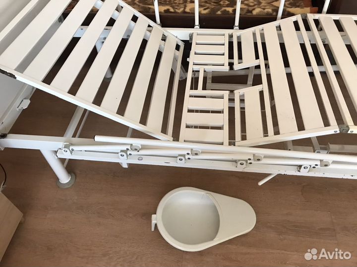 Медицинская кровать для лежачих больных бу