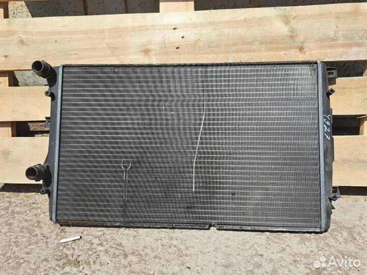 Радиатор основной VW Passat (B6) 2005-2010