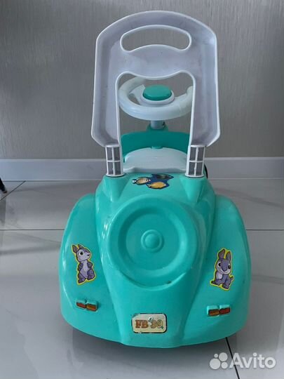 Машинка каталка толокар