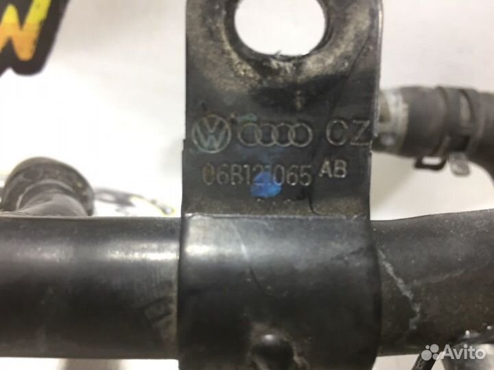 Патрубок Audi A4 B6 avant AMB 2004