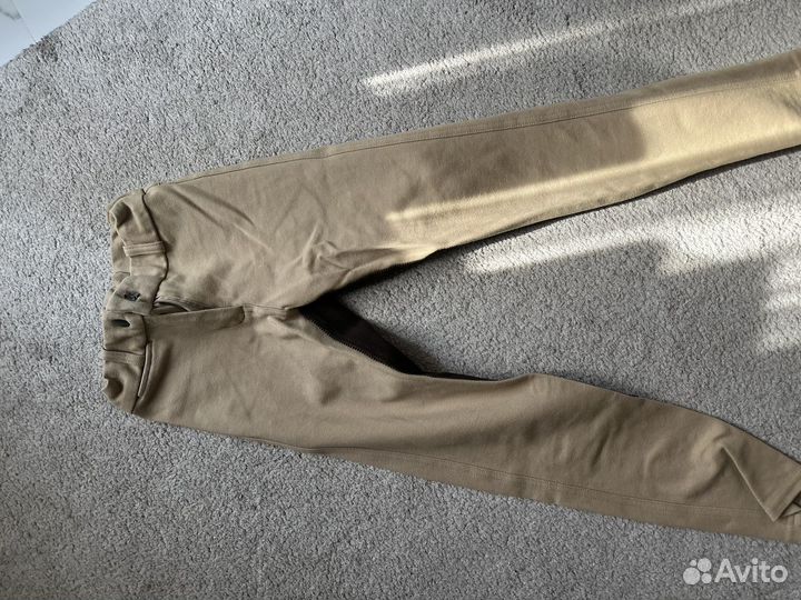 Ботинки и брюки для верховой езды