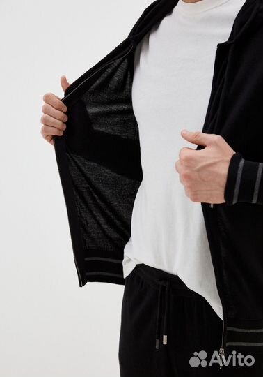 Костюм мужской новый