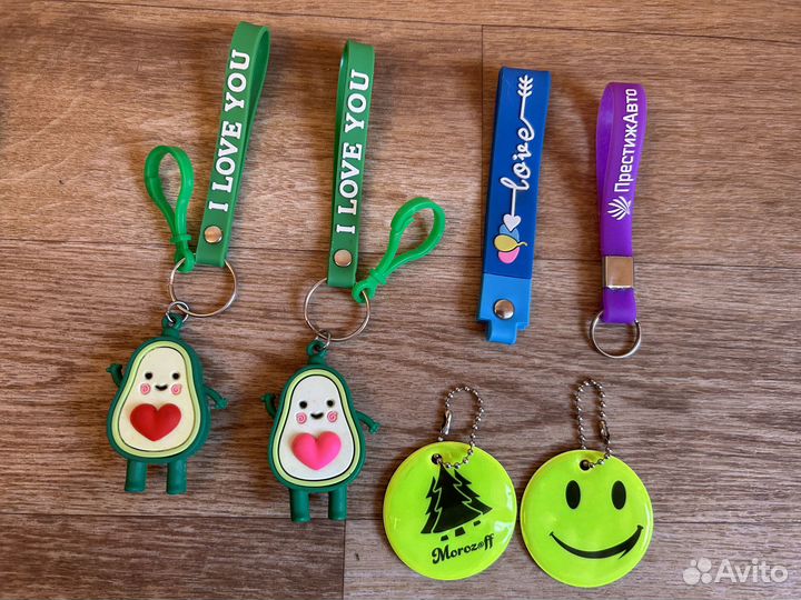 Много игрушек