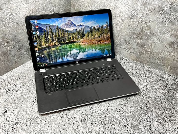 Большой ноутбук HP в отличном состоянии