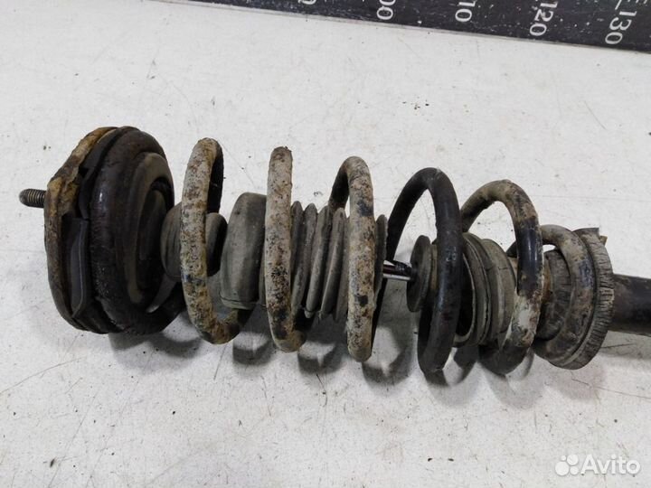 Стойка задняя в сборе