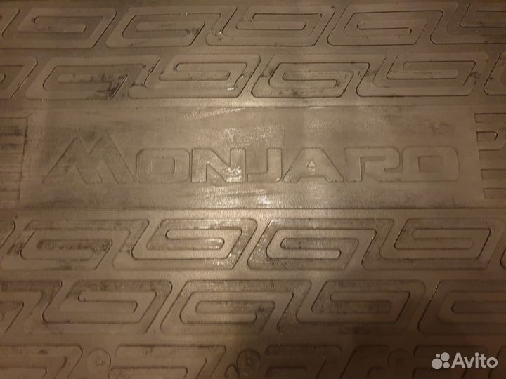 Полиуретановый ковер в багажник для Geely Monjaro