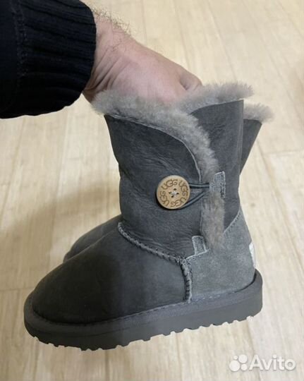 Продаются новые Ugg угги детские