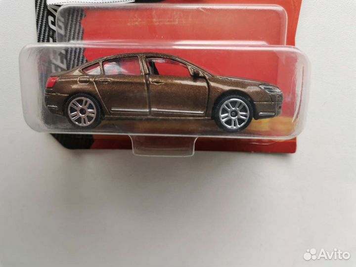 Машинки модельки мет