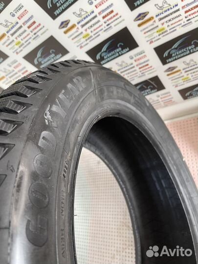 Goodyear UltraGrip Arctic 2 225/55 R17 101T